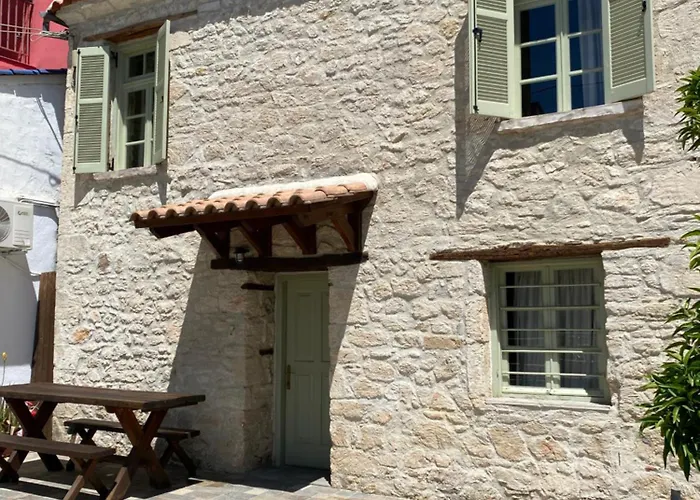 Stefanos House