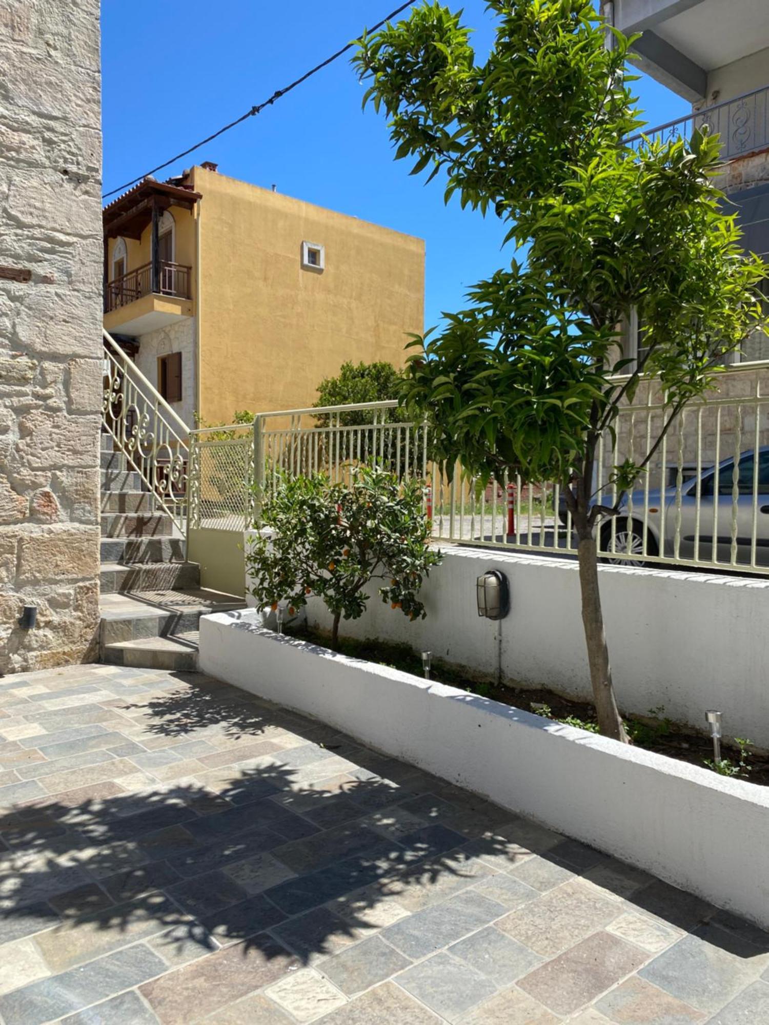 Stefanos House *